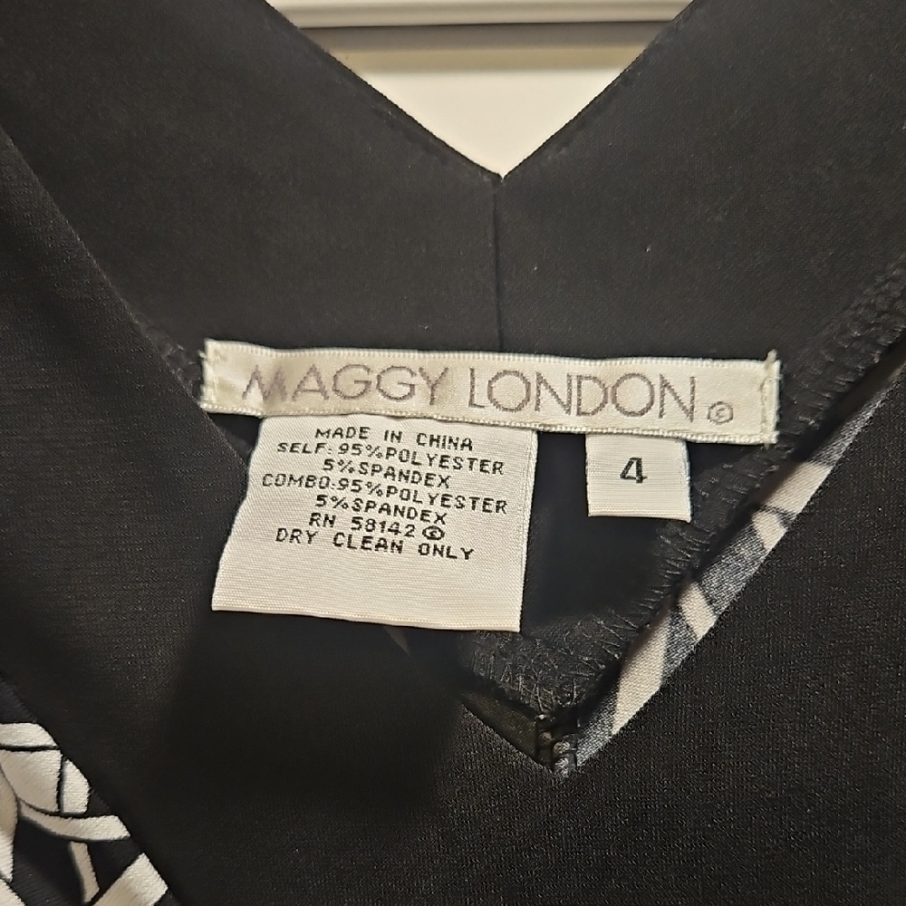 Maggy London Monochrome V-Neck Dress
